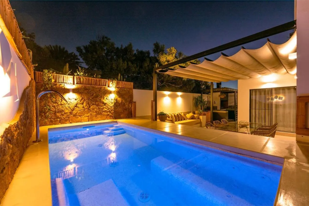 Villa Luxury Sunrise Private Pool Corralejo By Holidays Home 0*,  Espanha
